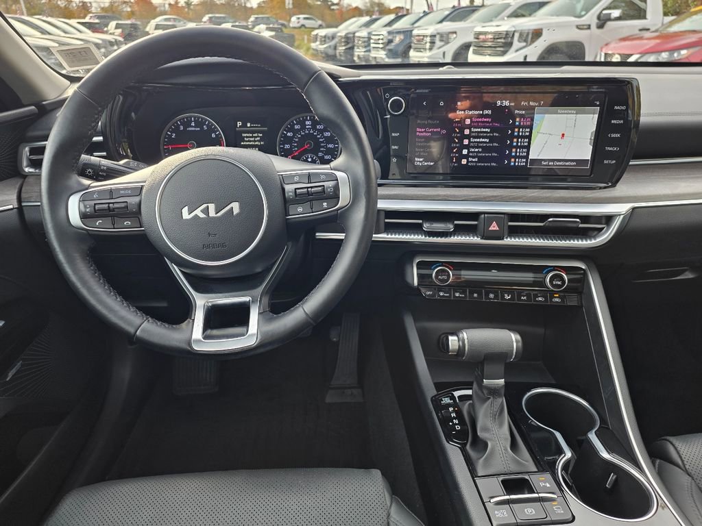 Used 2022 Kia K5 EX w/ EX Premium Package image 12