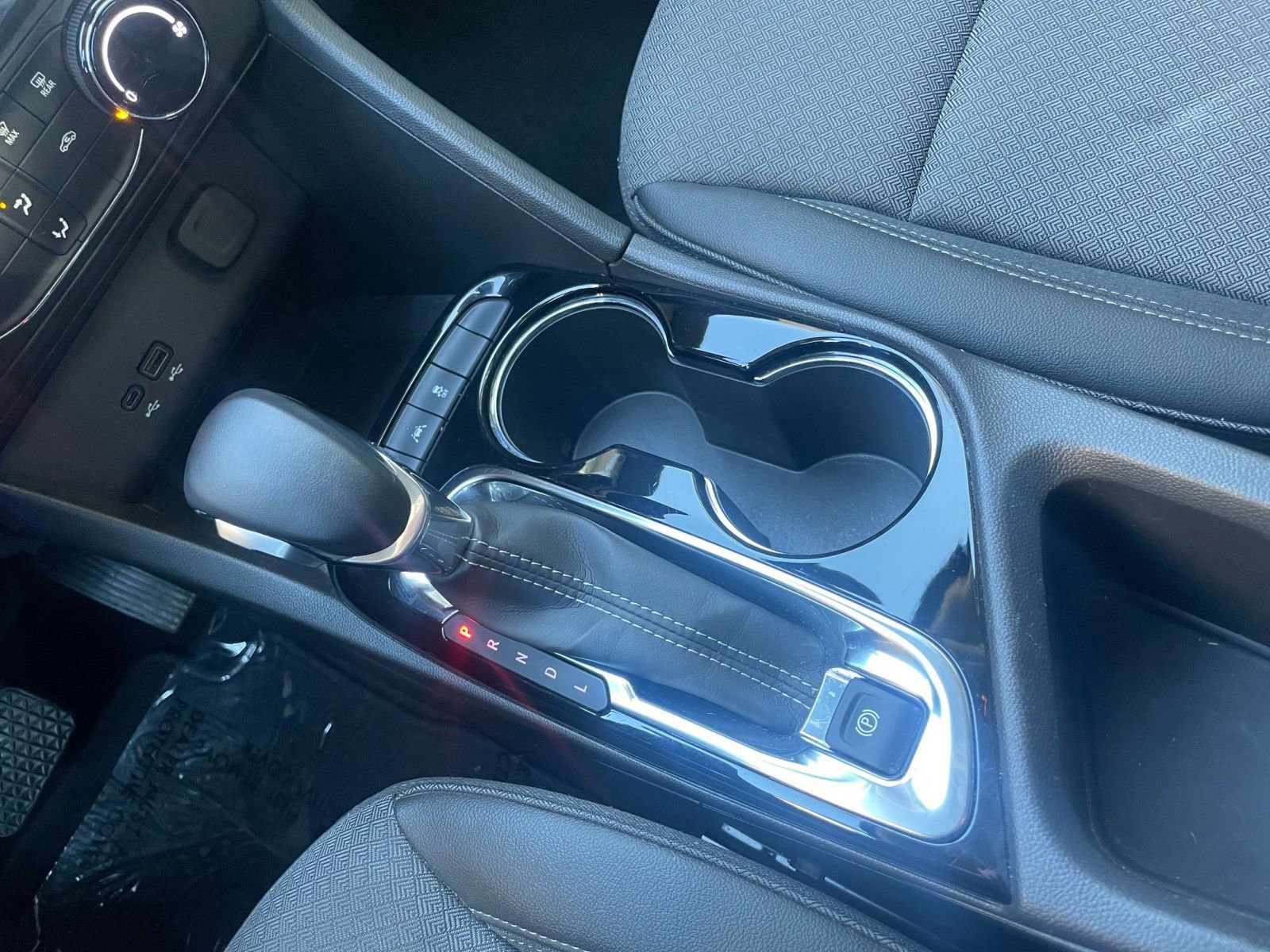 Used 2025 Buick Encore GX Preferred image 35