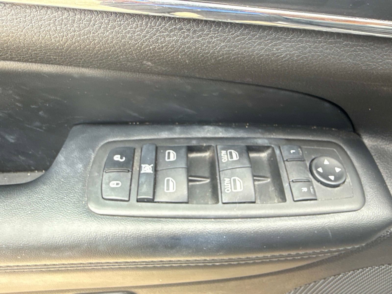 Used 2021 Jeep Grand Cherokee Limited RWD image 18
