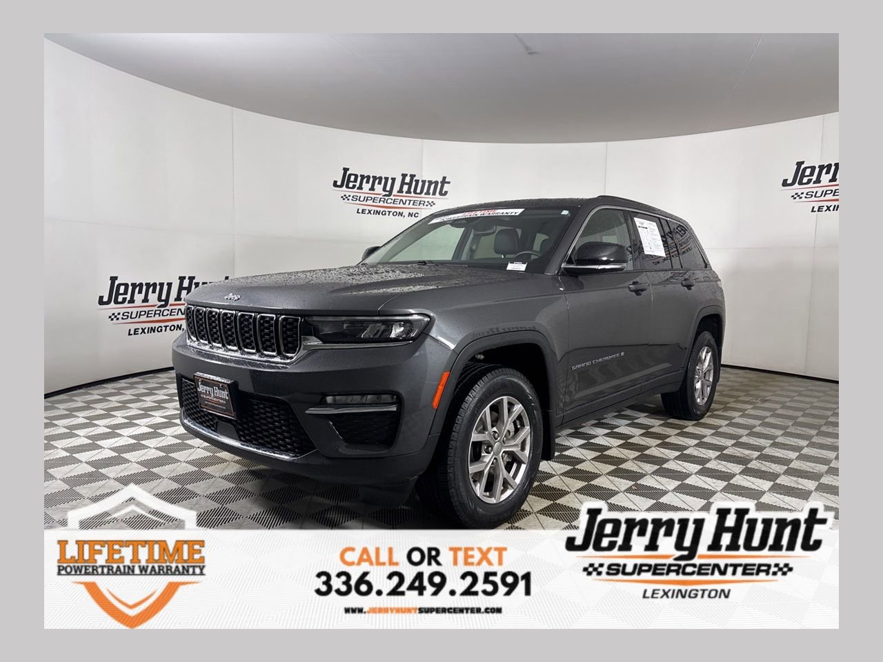 Used 2022 Jeep Grand Cherokee Limited w/ MOPAR Finishing Package AWD/4WD image 1