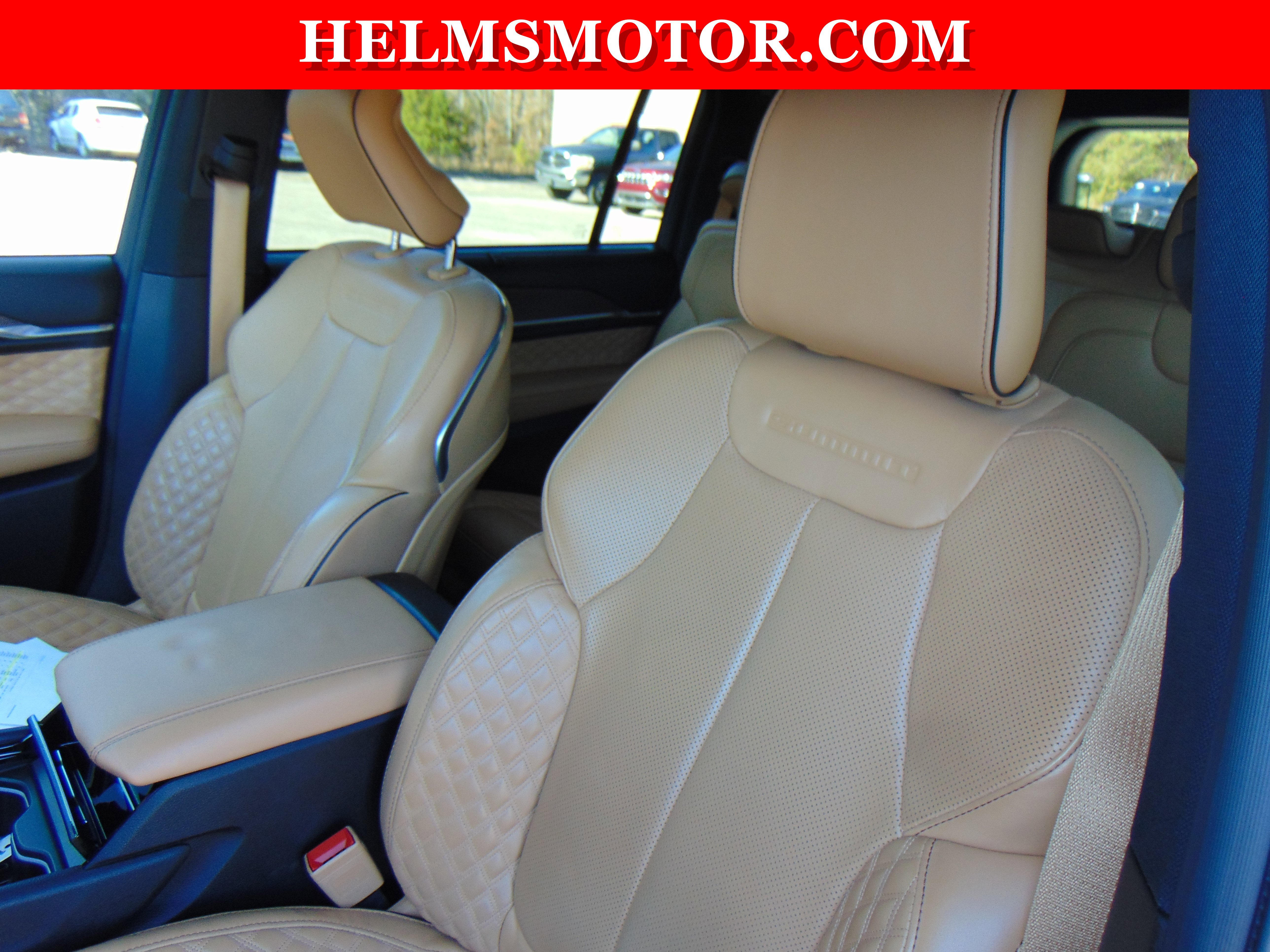 Certified 2023 Jeep Grand Cherokee L Summit w/ Luxury Tech Group V image 30