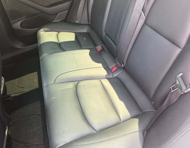Used 2020 Tesla Model 3 Standard Range Plus RWD image 14