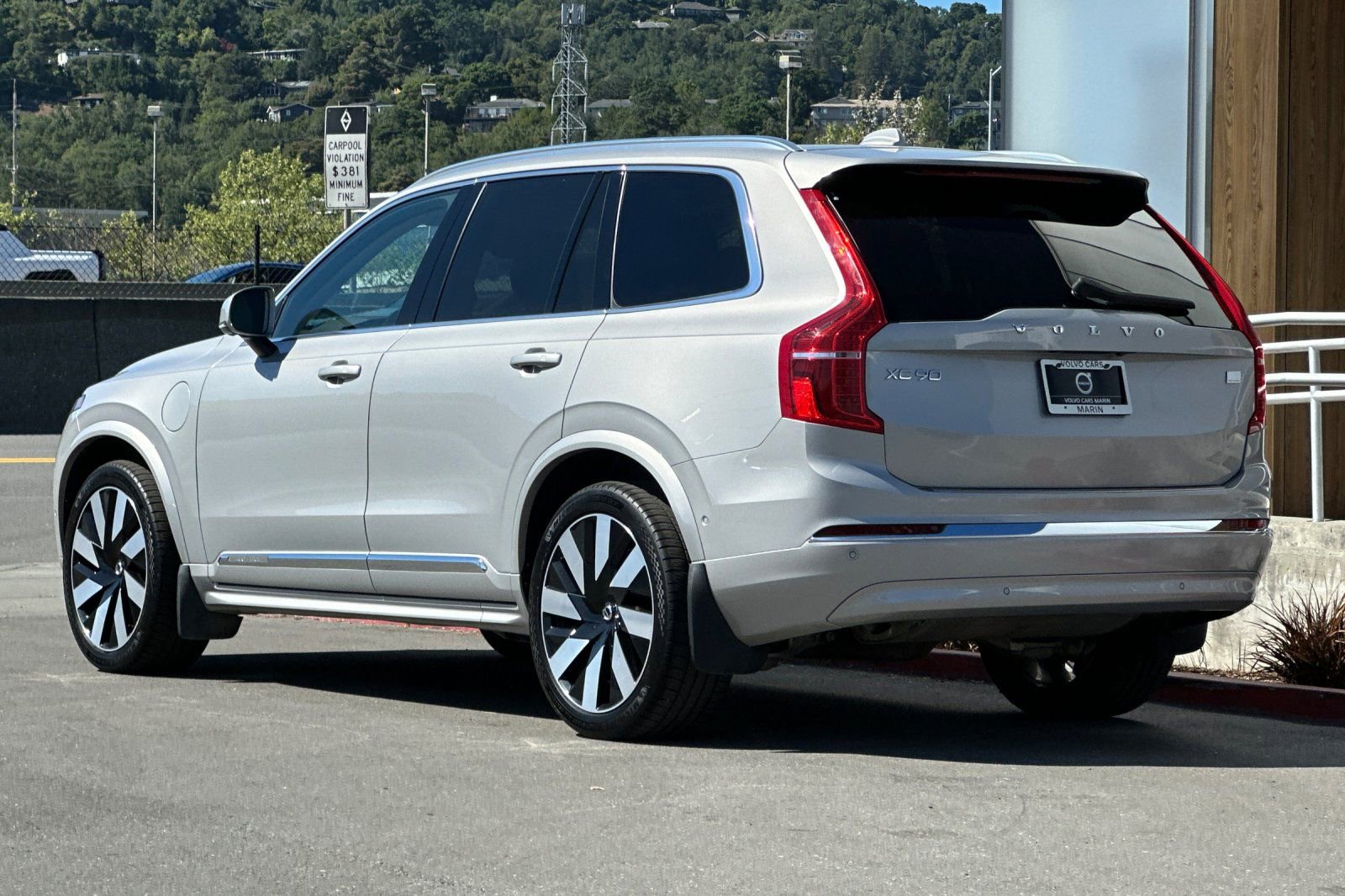Used 2024 Volvo XC90 T8 Ultimate w/ Protection Package image 6