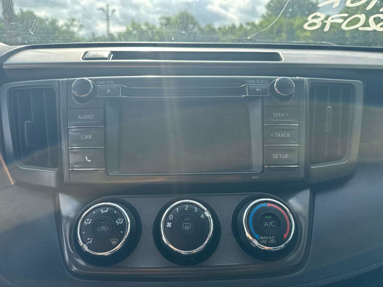Used 2015 Toyota RAV4 LE FWD image 14