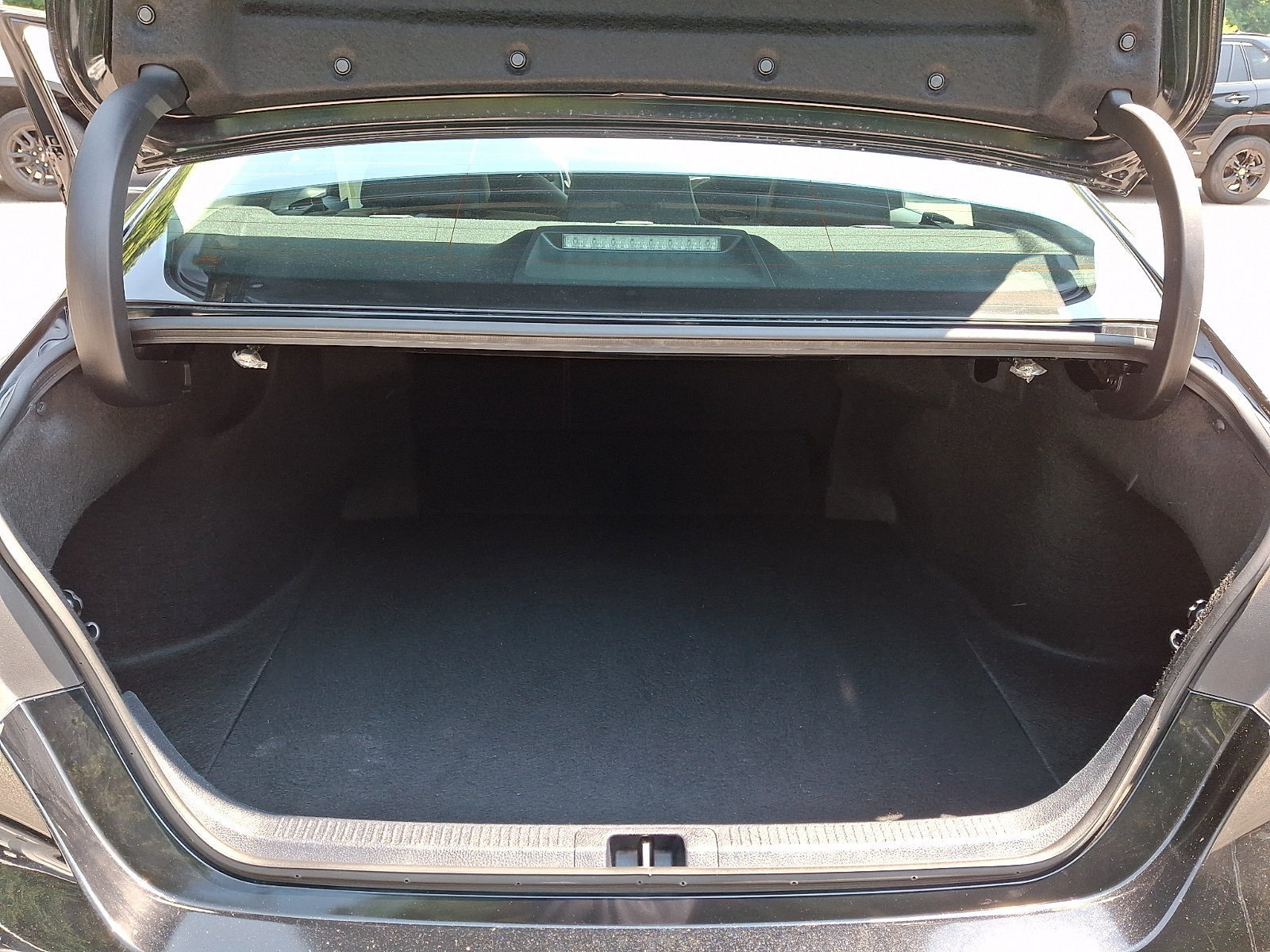 Used 2024 Toyota Camry XSE FWD image 30