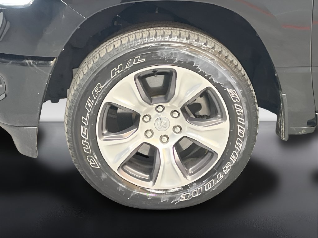 Used 2023 RAM 1500 Laramie AWD/4WD image 31