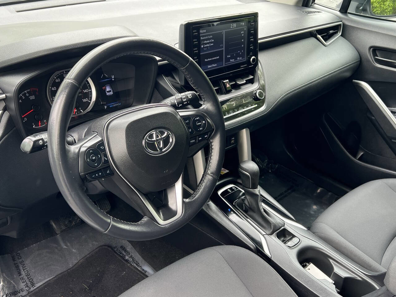 Used 2022 Toyota Corolla Cross LE FWD image 17