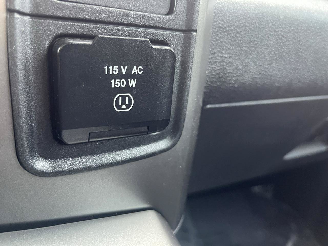 Used 2017 RAM 1500 Sport RWD image 46