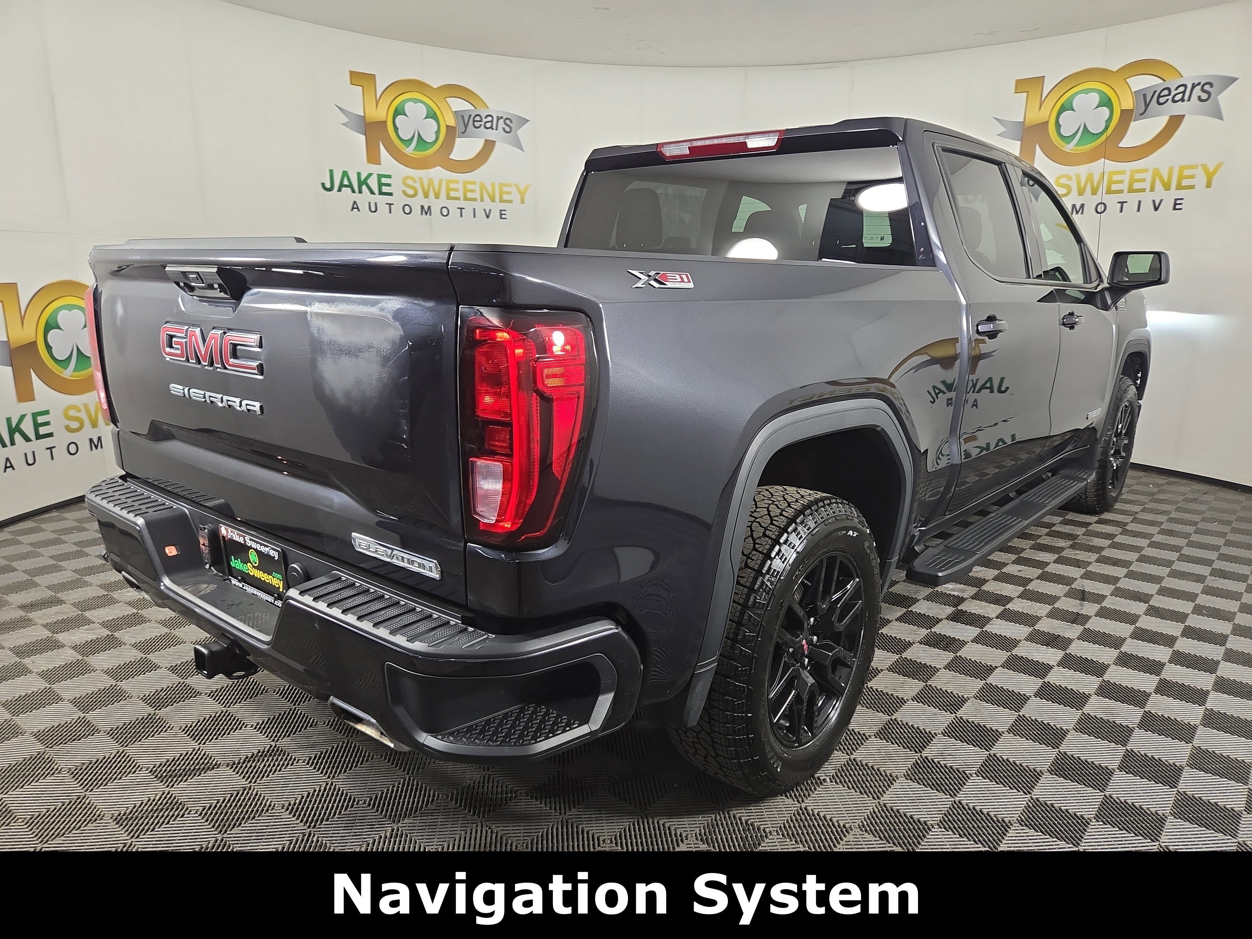 Certified 2025 GMC Sierra 1500 Elevation AWD/4WD image 9