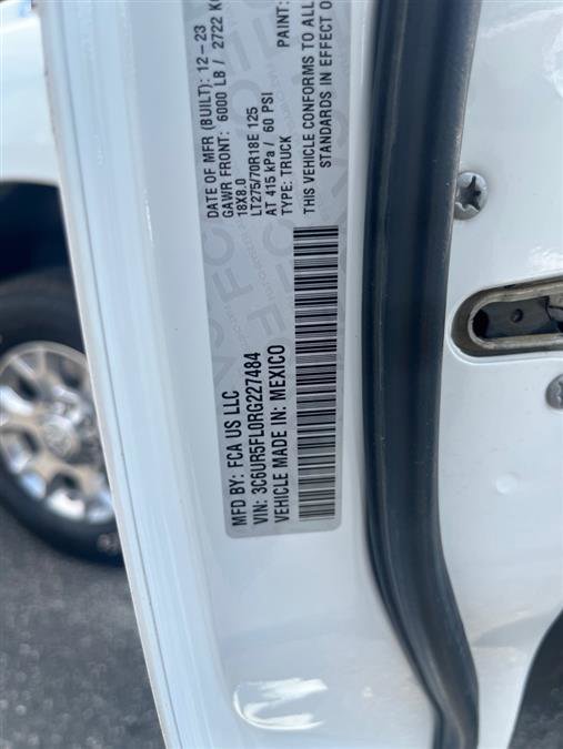 Used 2024 RAM 2500 Laramie w/ Cold Weather Group image 9