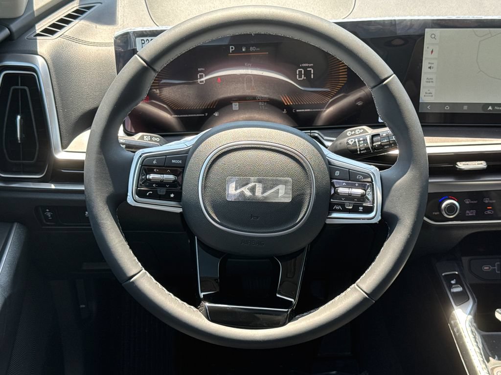 Certified 2025 Kia Sorento S w/ Panoramic Sunroof Package FWD image 23