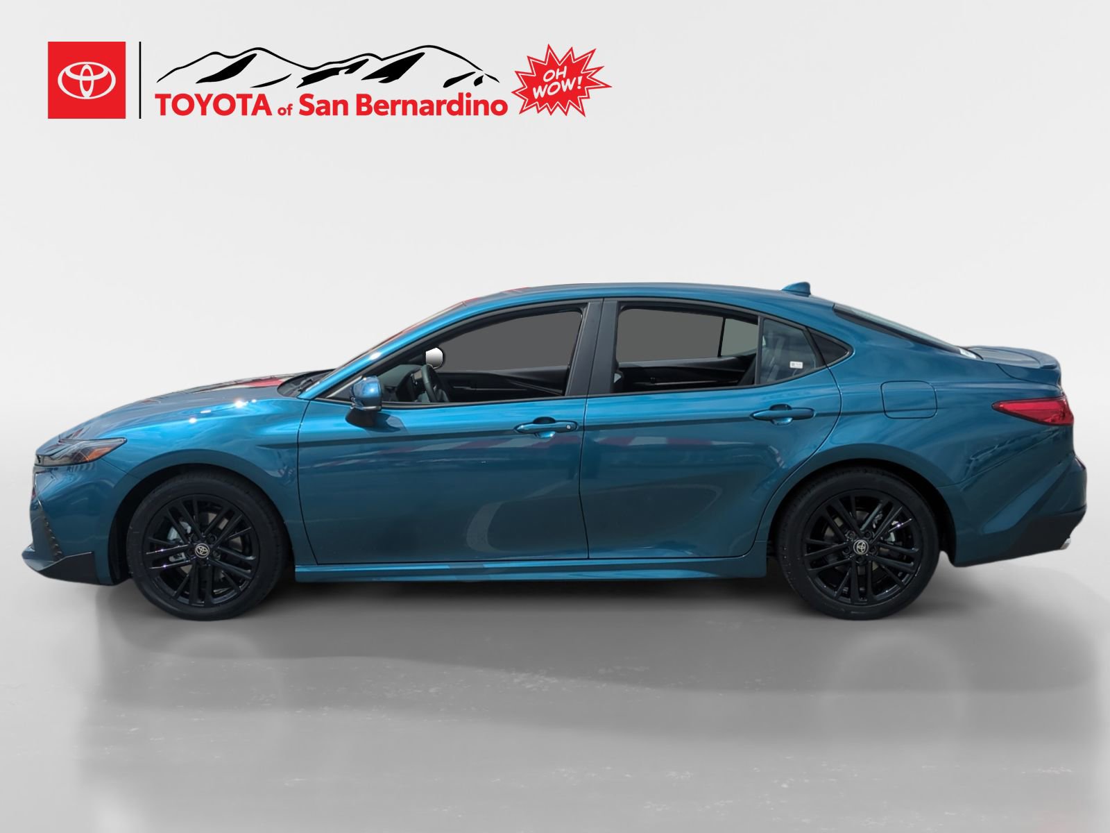 New 2026 Toyota Camry SE image 2