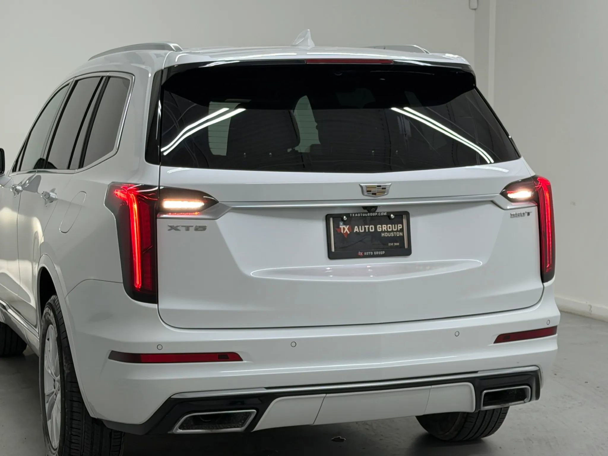 Used 2023 Cadillac XT6 Luxury FWD image 41