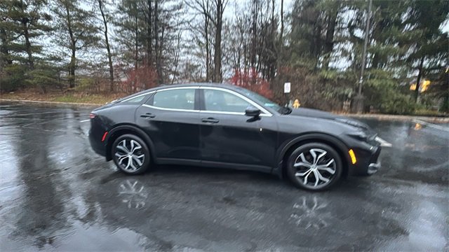 Used 2024 Toyota Crown Limited image 28