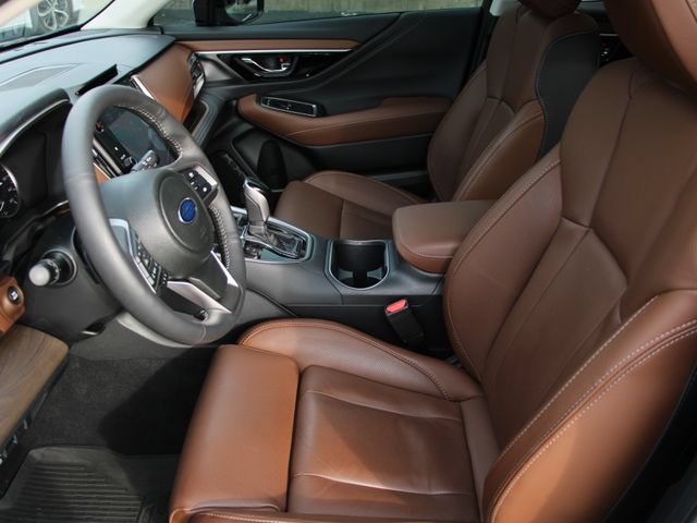 Used 2025 Subaru Outback Touring XT AWD/4WD image 15