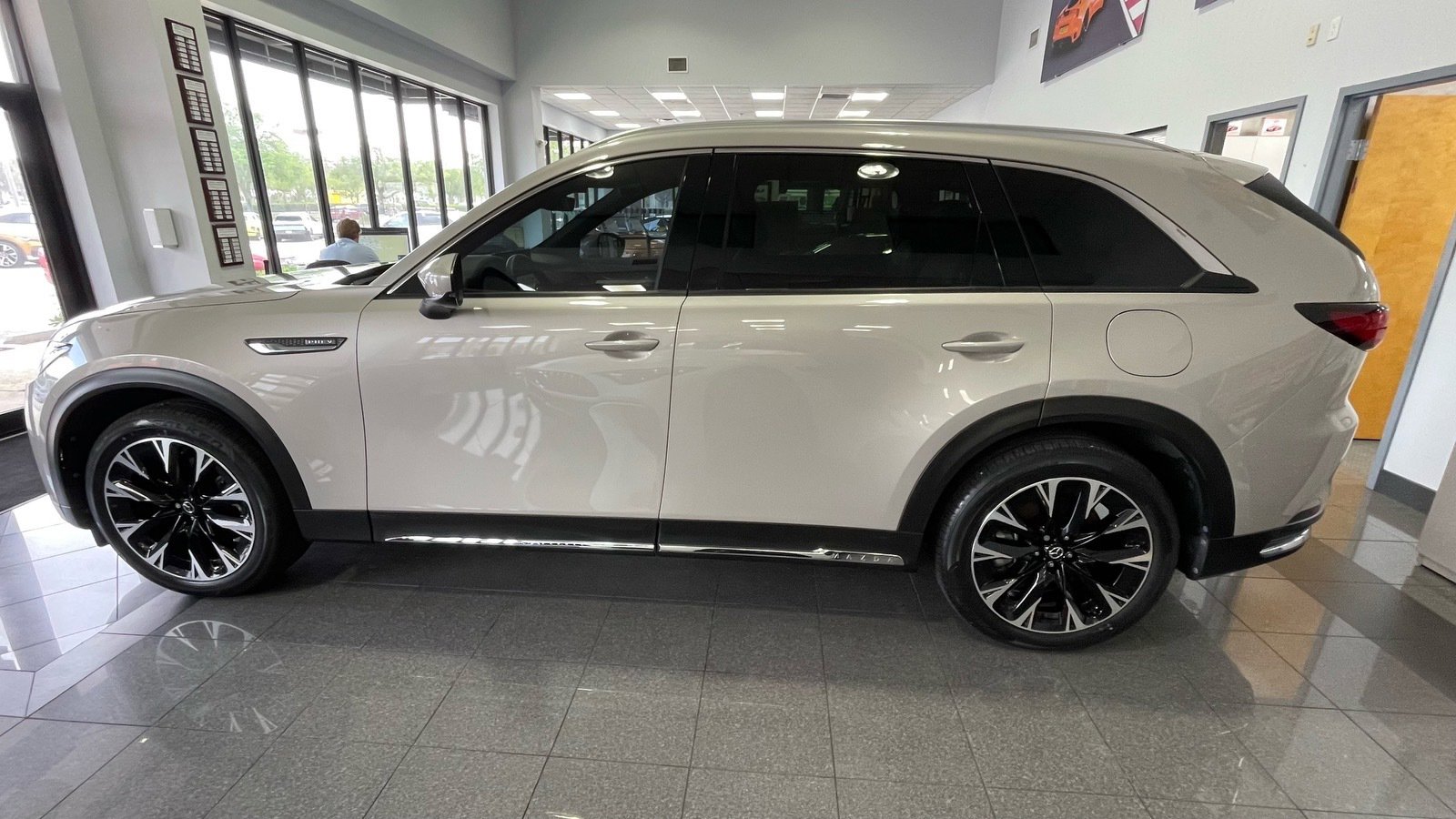 Used 2024 MAZDA CX-90 Plug-In Hybrid w/ Premium Plus AWD/4WD image 2