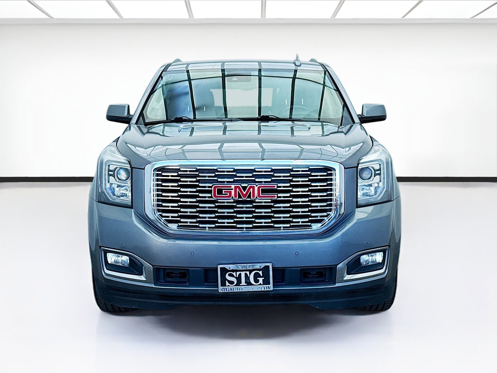 Used 2020 GMC Yukon XL Denali image 2