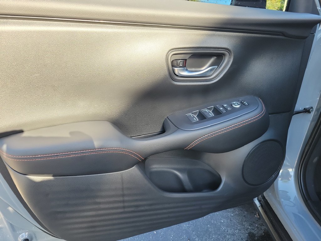 Certified 2027 Honda HR-V Sport image 20