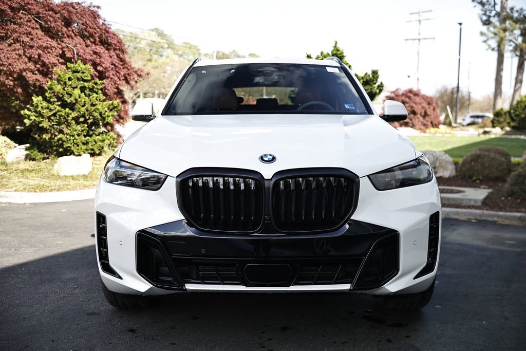 New 2026 BMW X5 xDrive50e w/ M Sport Package image 13