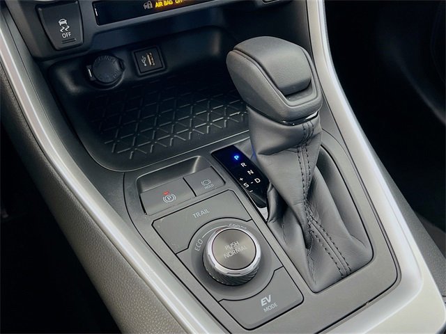New 2025 Toyota RAV4 XLE image 11