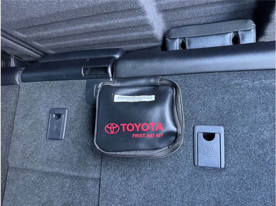 Used 2023 Toyota 4Runner 40th Anniversary SE AWD/4WD image 39