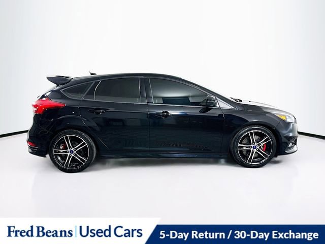 Used 2018 Ford Focus ST FWD image 9