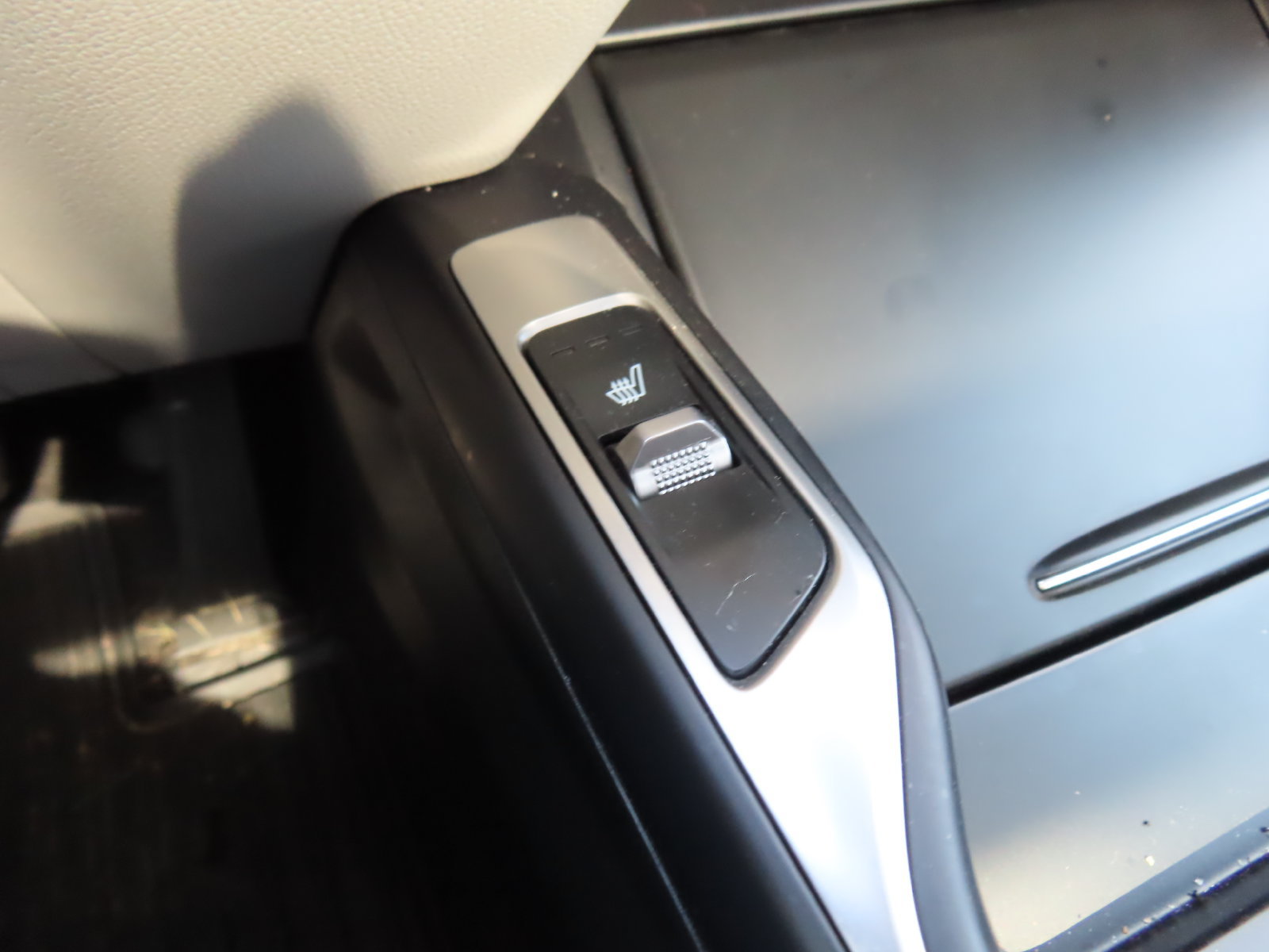 Used 2022 Kia Sorento EX w/ Panoramic Sunroof Package AWD/4WD image 24