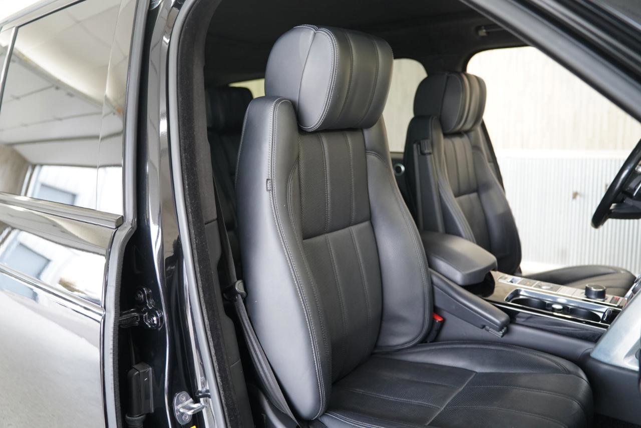 Used 2016 Land Rover Range Rover Autobiography image 29