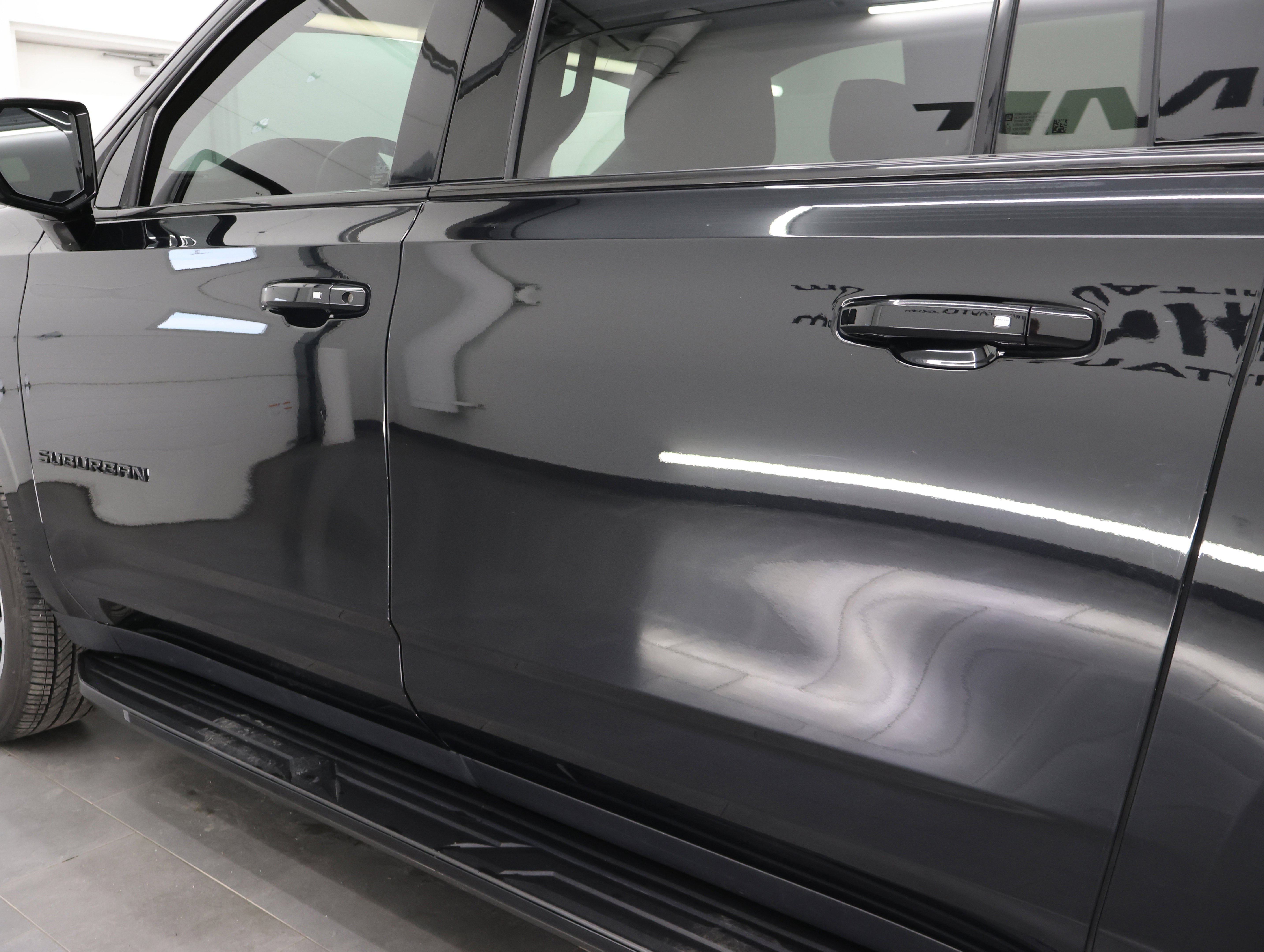 Used 2023 Chevrolet Suburban RST w/ Luxury Package AWD/4WD image 41