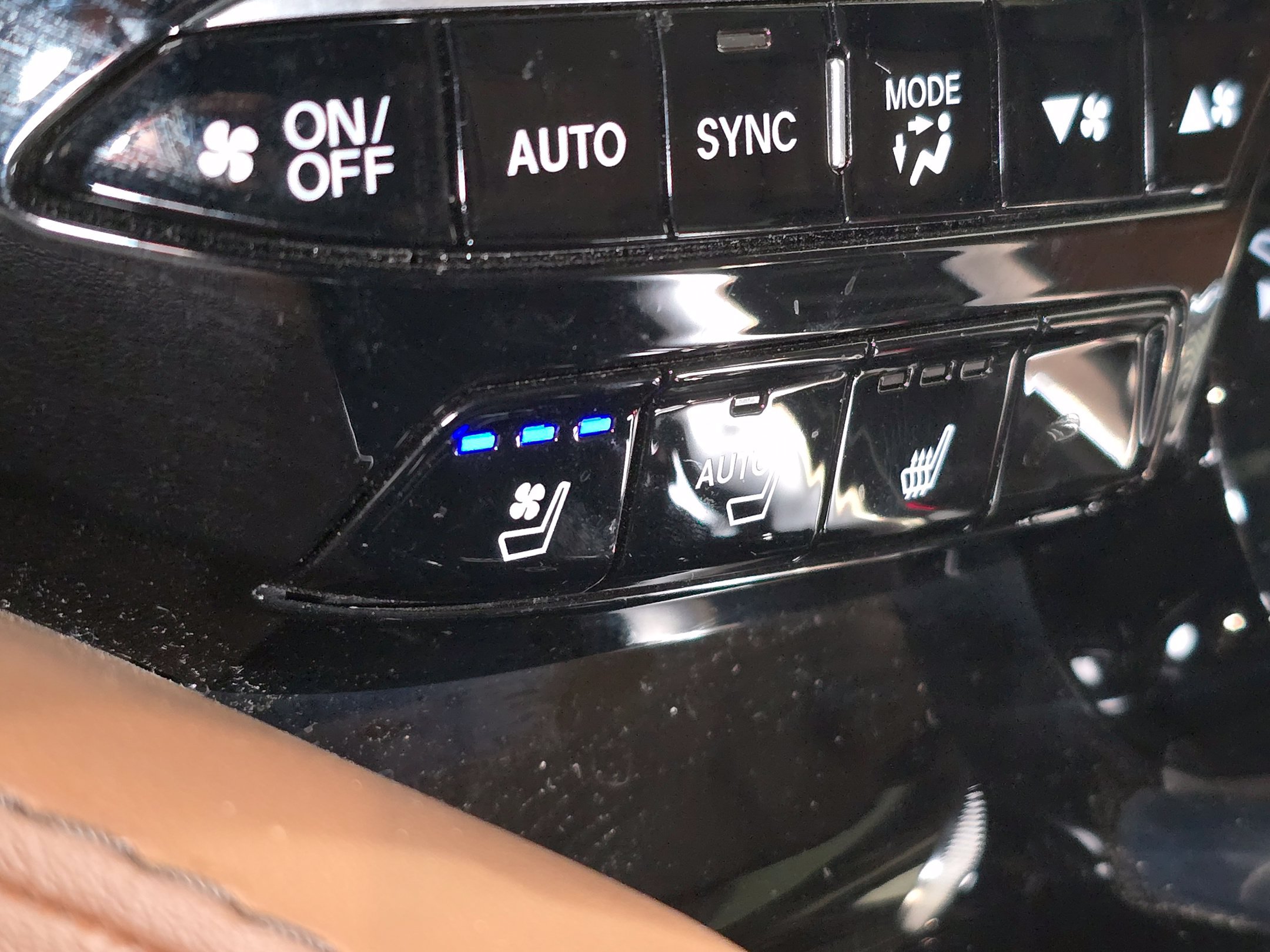Used 2024 Acura MDX w/ Advance Package AWD/4WD image 20