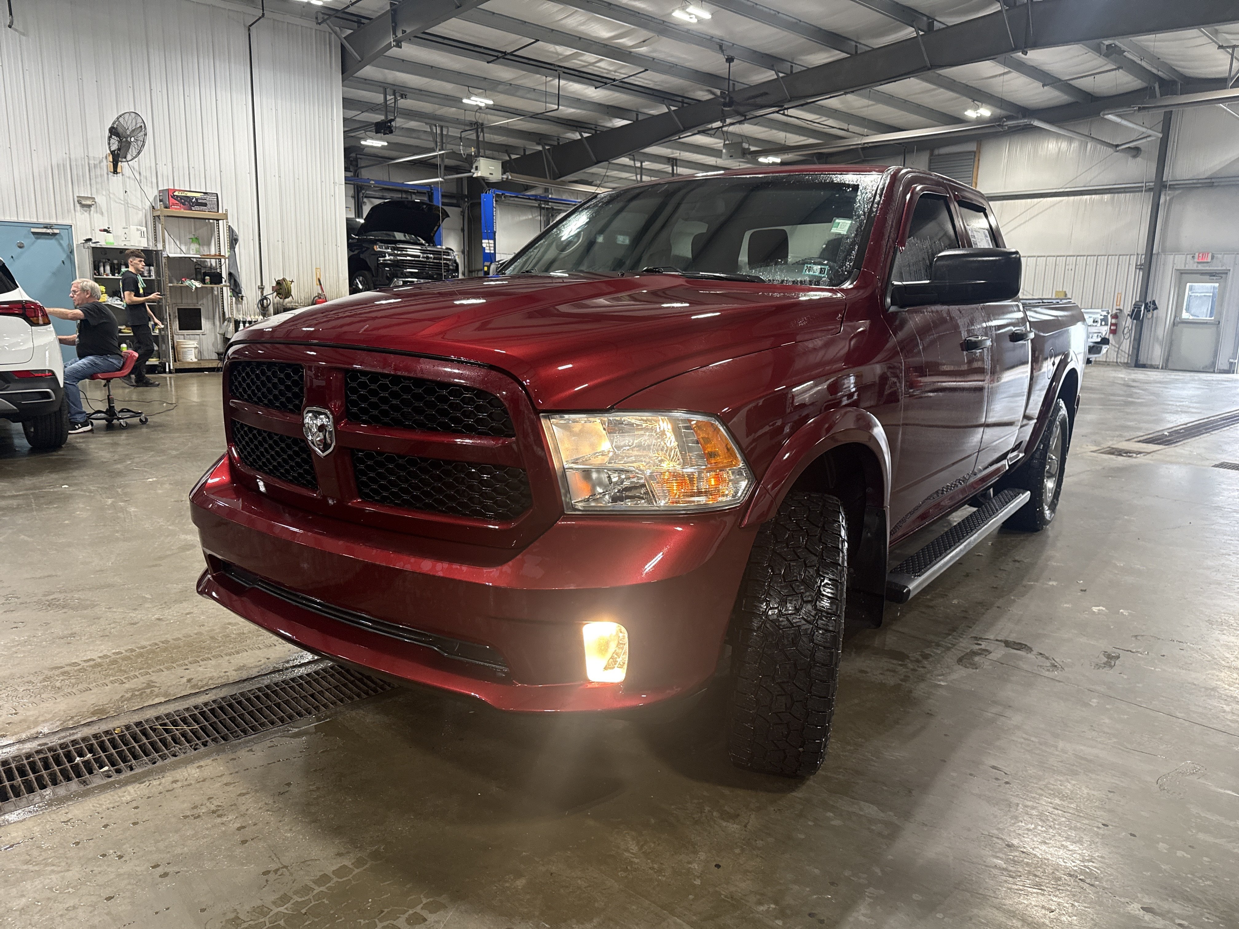 Used 2019 RAM 1500 Express AWD/4WD image 13