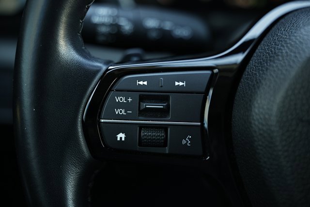 Used 2025 Honda Pilot EX-L image 34