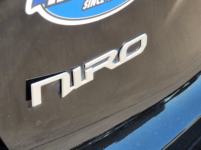Certified 2024 Kia Niro FWD image 11