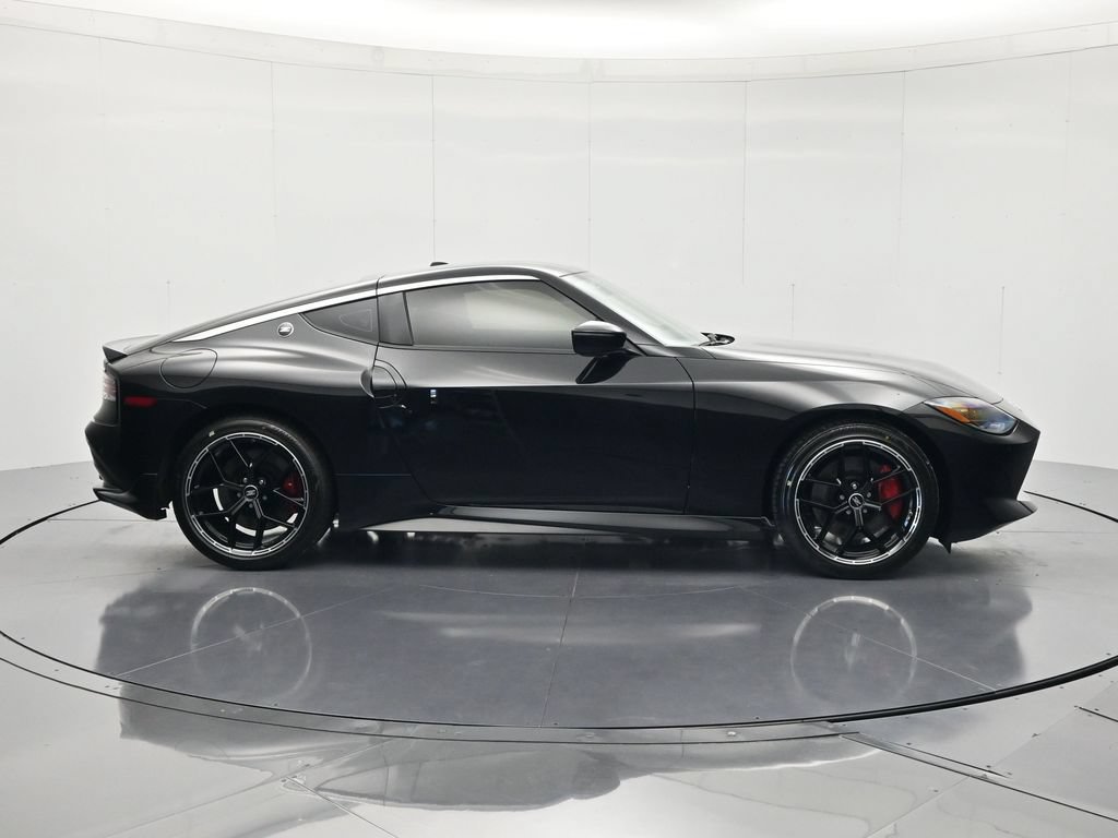 New 2027 Nissan Z Performance RWD image 4