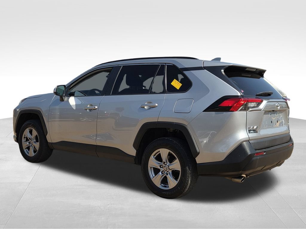 Used 2023 Toyota RAV4 XLE FWD image 7