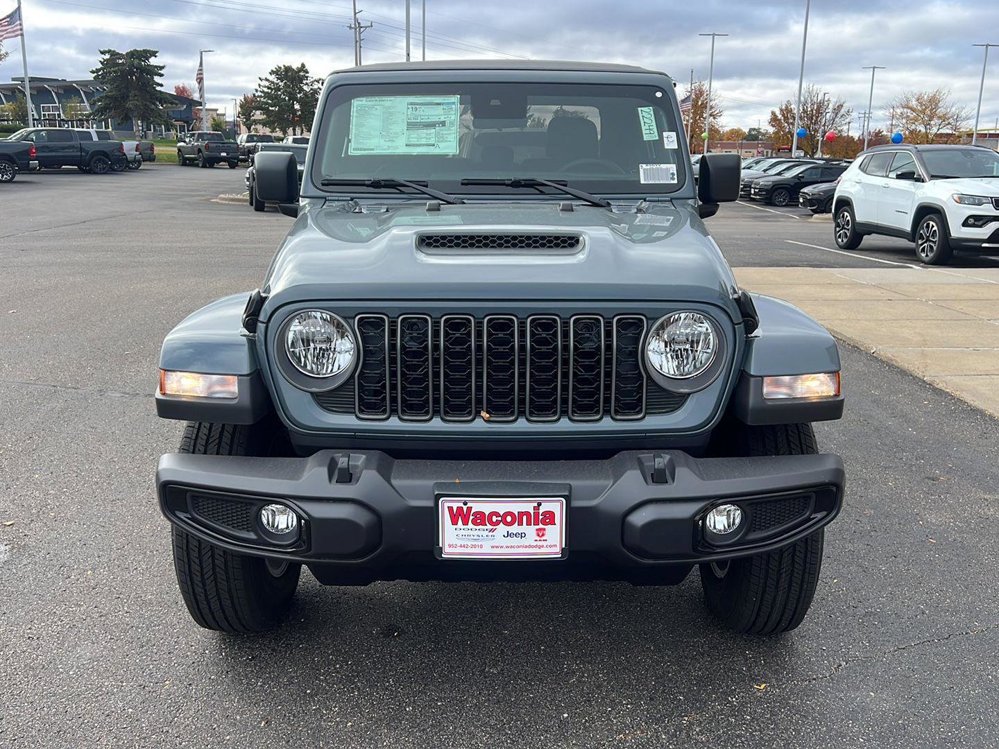 New 2025 Jeep Gladiator Sport AWD/4WD image 3