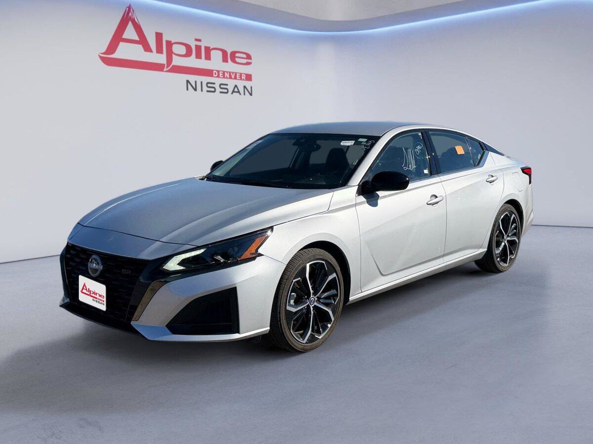 Used 2025 Nissan Altima 2.5 SR