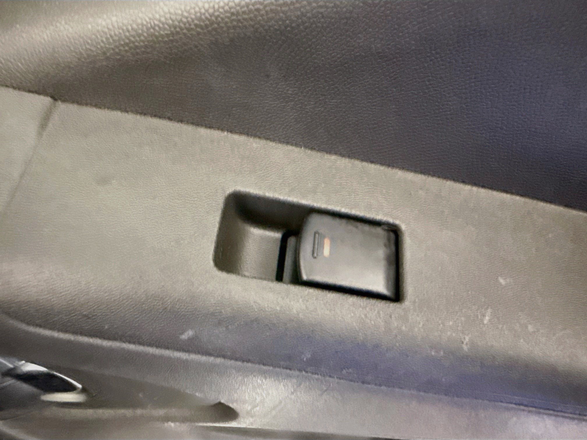 Used 2018 Nissan Frontier PRO-4X AWD/4WD image 30