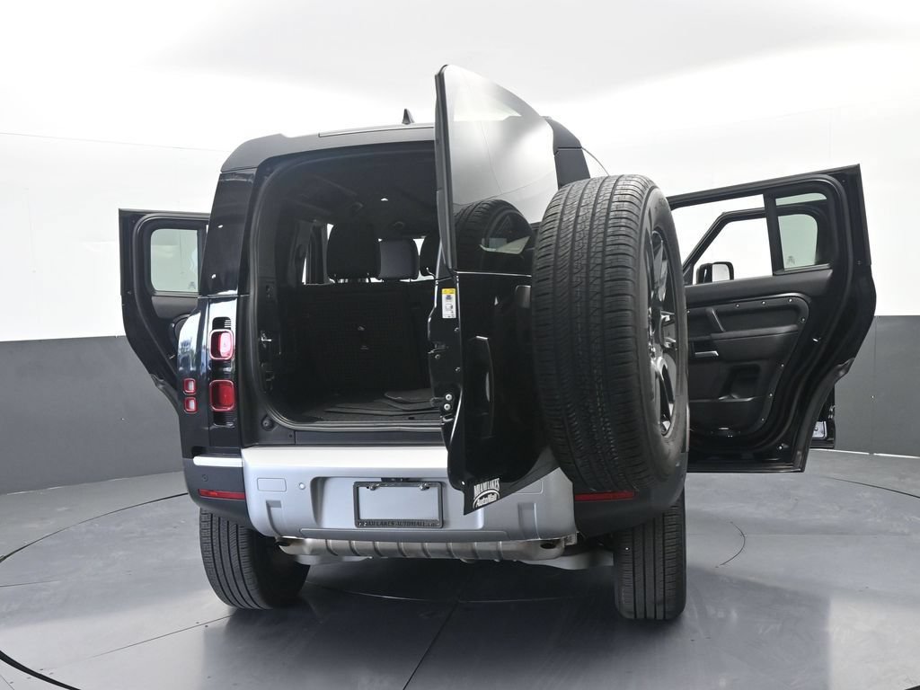 Used 2025 Land Rover Defender 110 S AWD/4WD image 80