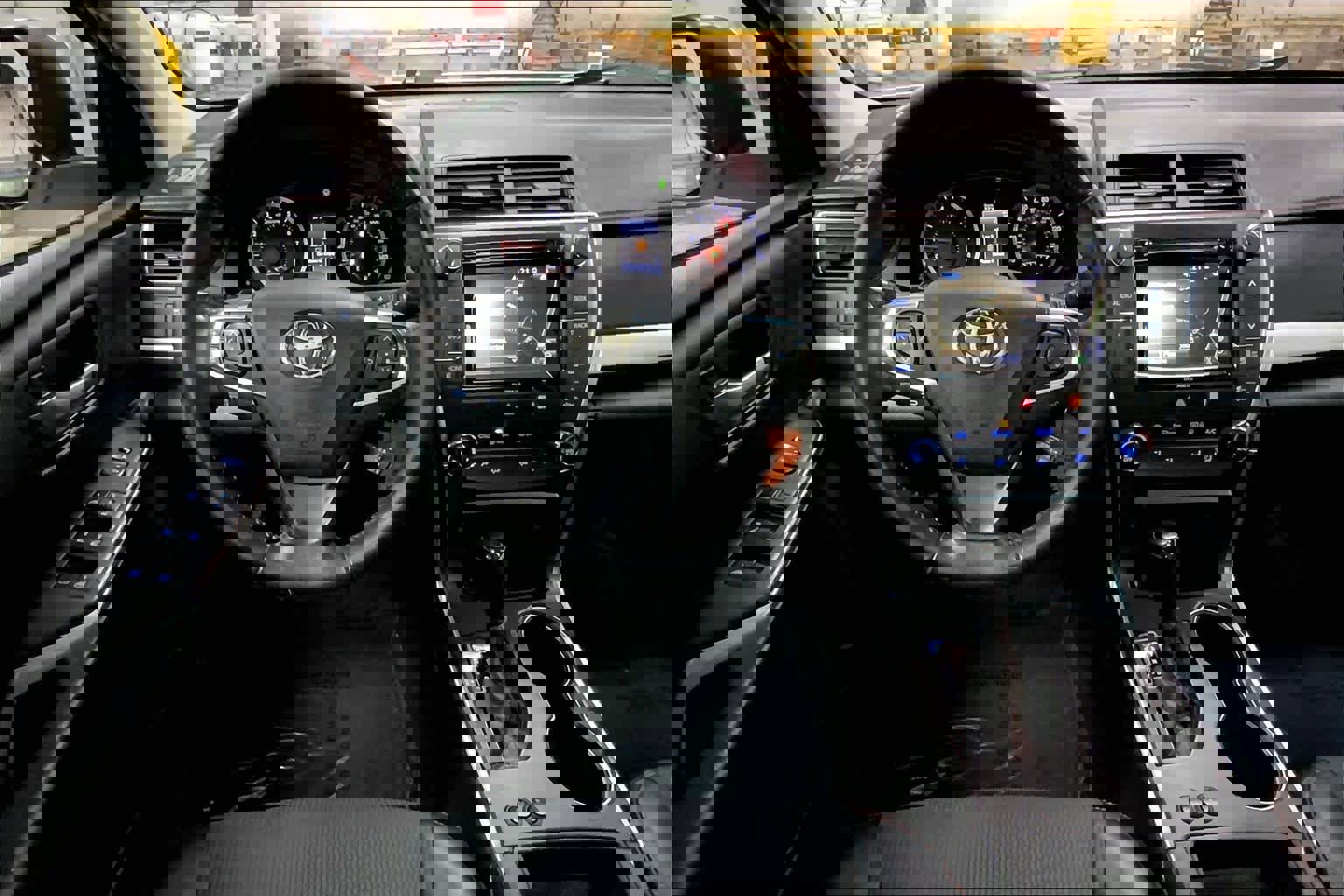 Used 2017 Toyota Camry SE w/ Moonroof Package image 6