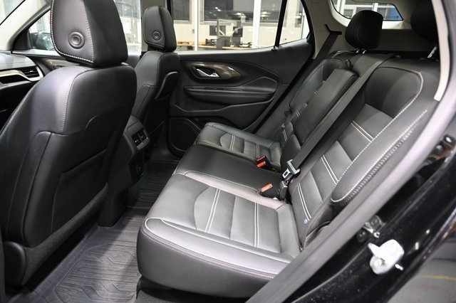 Used 2022 GMC Terrain Denali w/ LPO, Floor Liner Package image 11