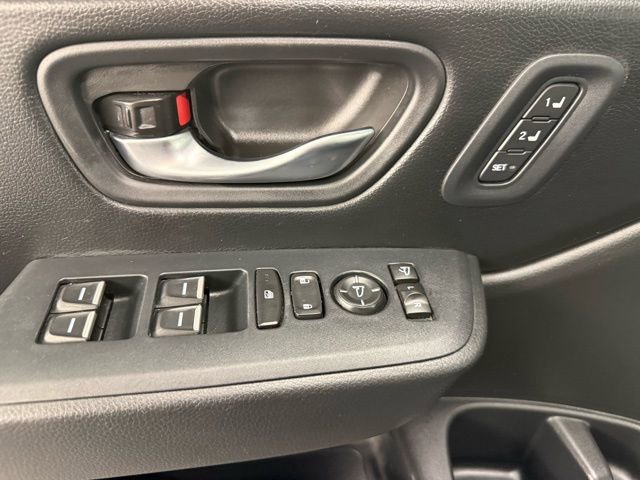 Certified 2025 Honda Pilot TrailSport image 31