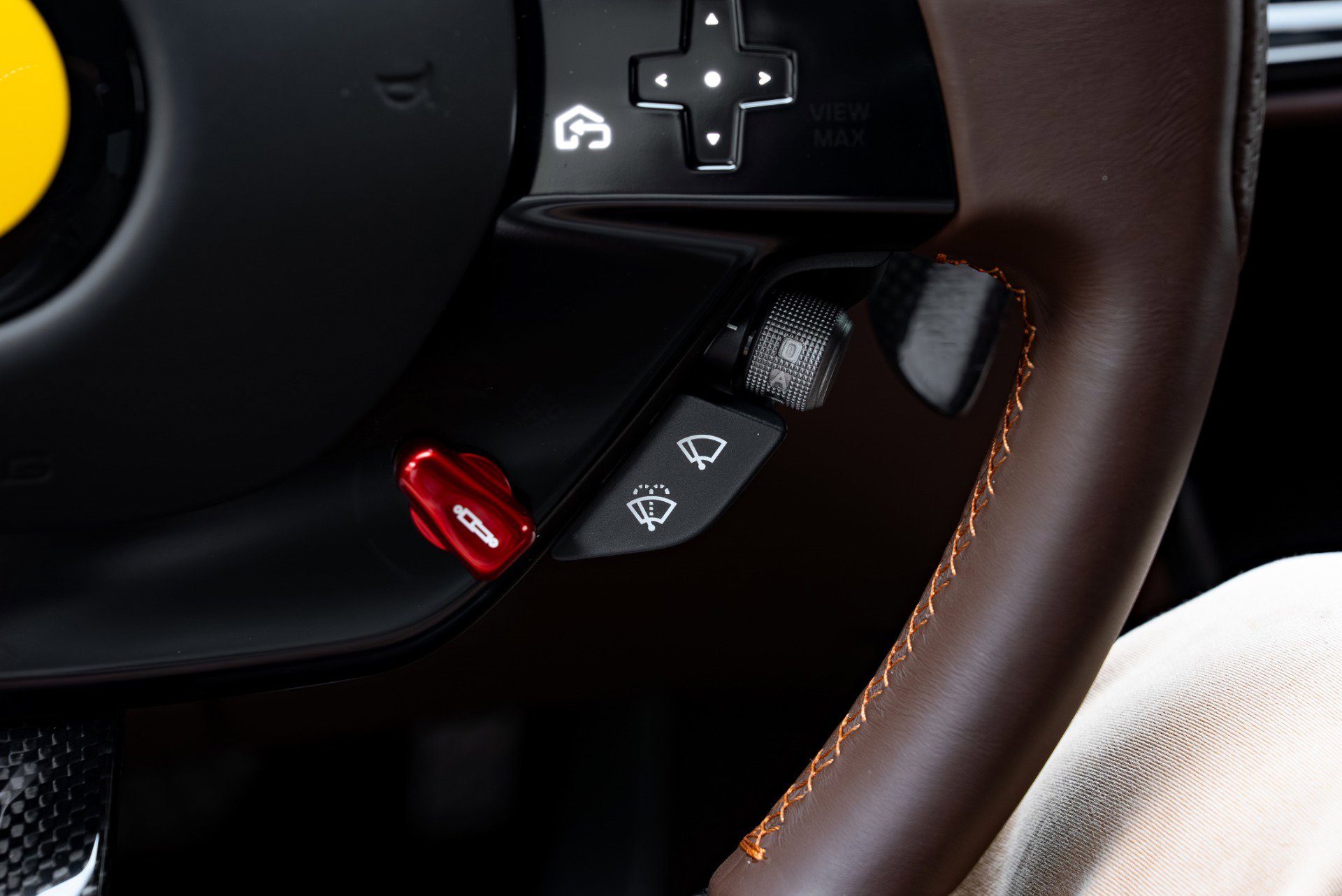 Used 2025 Ferrari 12Cilindri RWD image 47