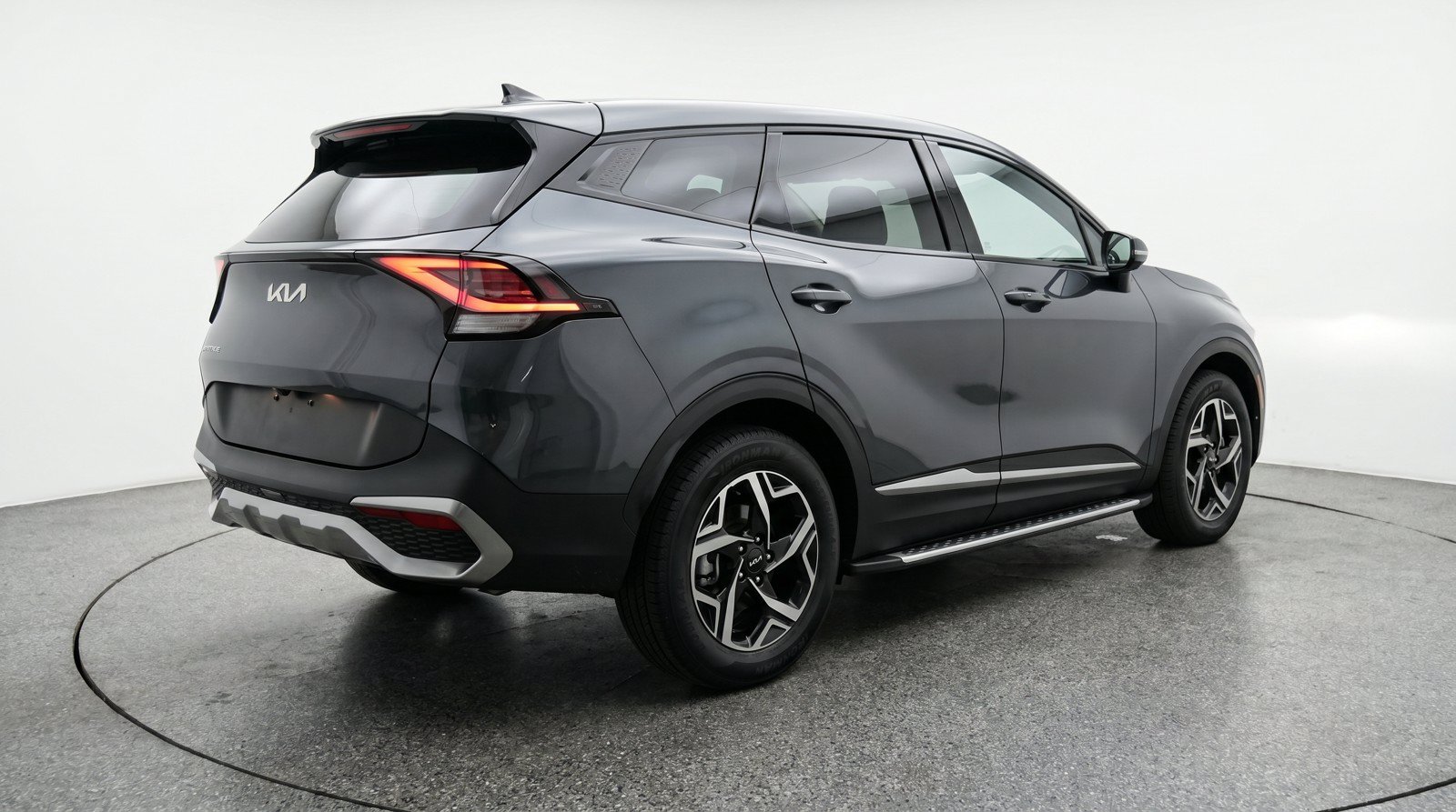 Used 2025 Kia Sportage LX AWD/4WD image 9