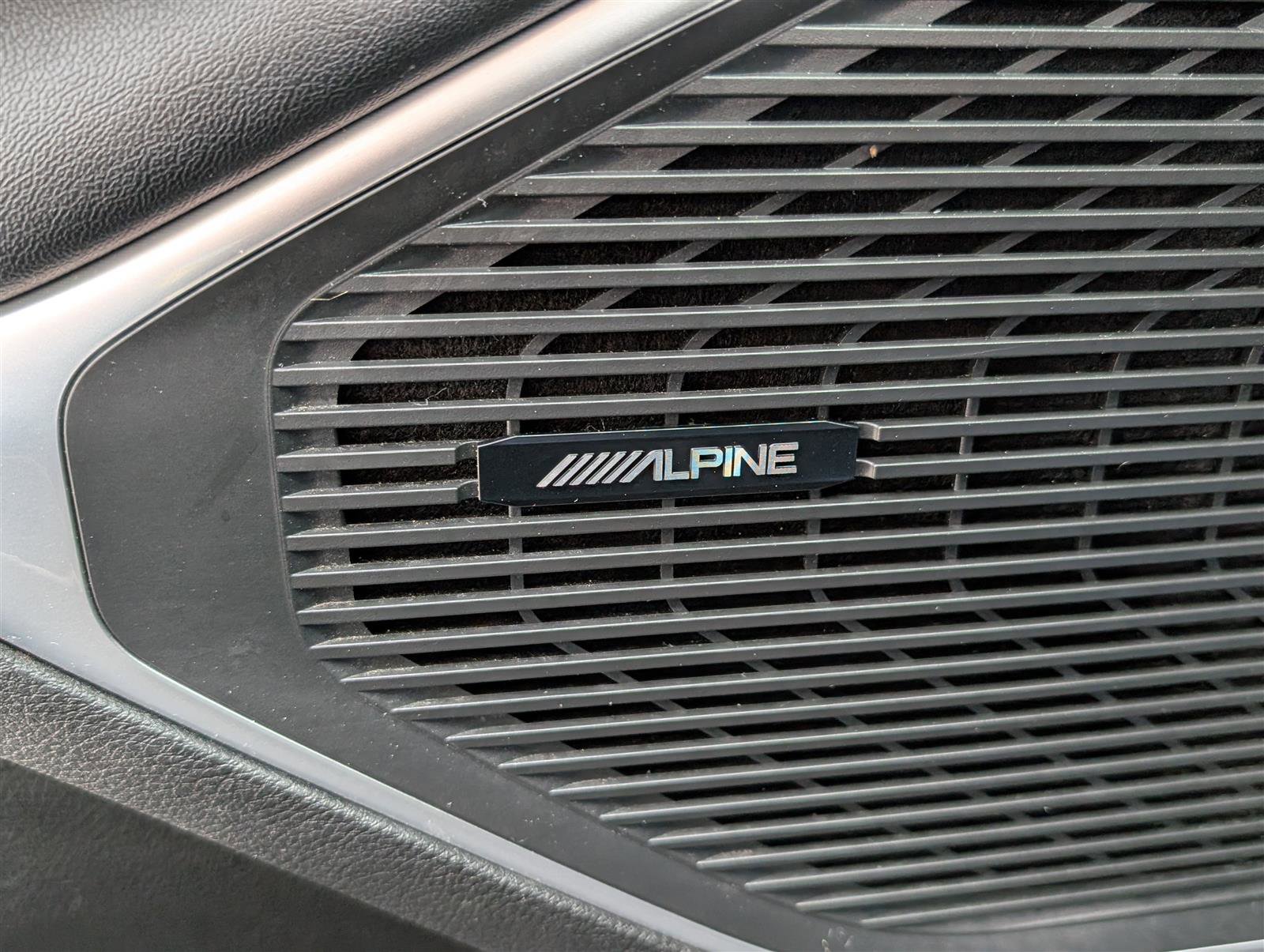 Used 2024 Jeep Wagoneer Series II w/ Flexible Seating Group image 20