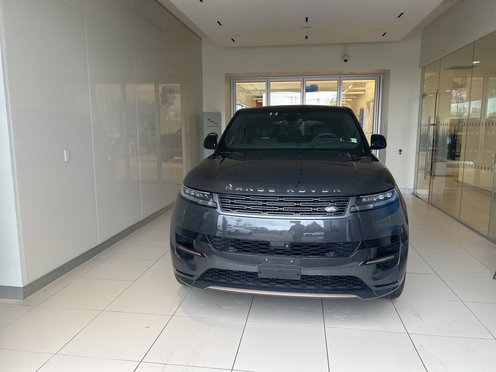 Used 2025 Land Rover Range Rover Sport Autobiography image 15