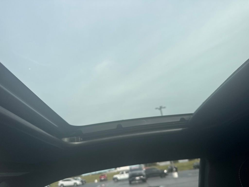 Used 2020 Chevrolet Camaro LT w/ RS Package RWD image 18