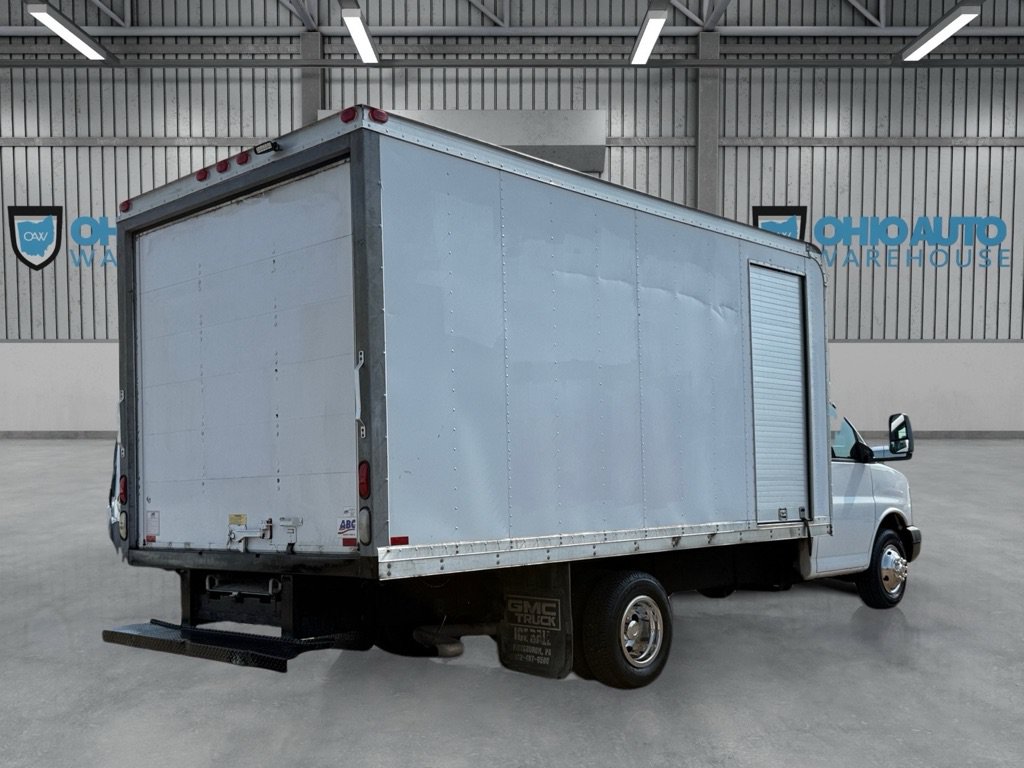 Used 2007 GMC Savana 3500 RWD image 7