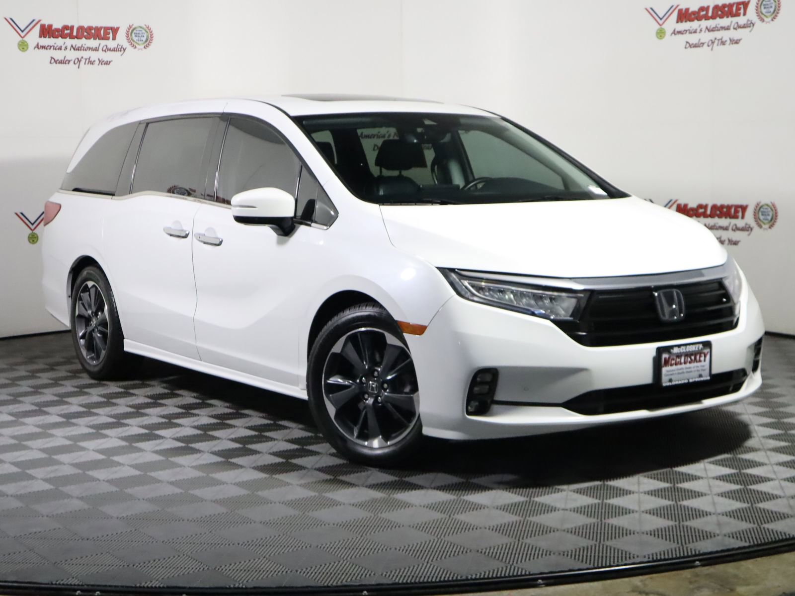 Used 2022 Honda Odyssey Elite image 2