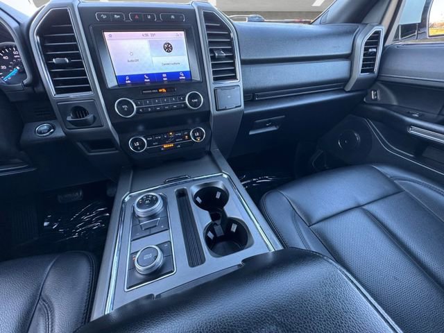 Used 2021 Ford Expedition Max XLT image 3